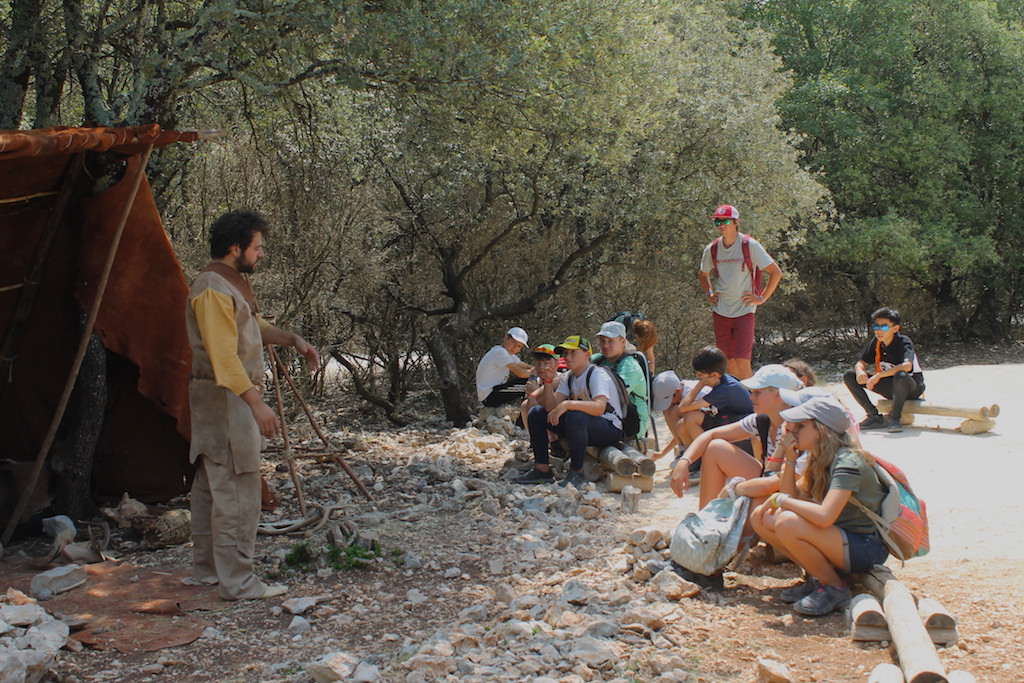 Village Camps International Summer Camp Ardèche, France 2019-07-26 https://www.villagecamps.com/journals_admin/images/2227-4437-Cavern6 copy.jpg